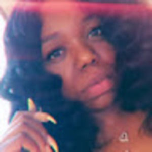 Meet your Posher, Kenisha